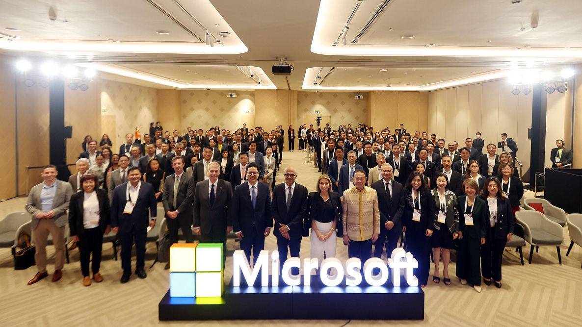 AlphaLife Sciences CEO Joins Microsoft CEO Connection at AI Day Event